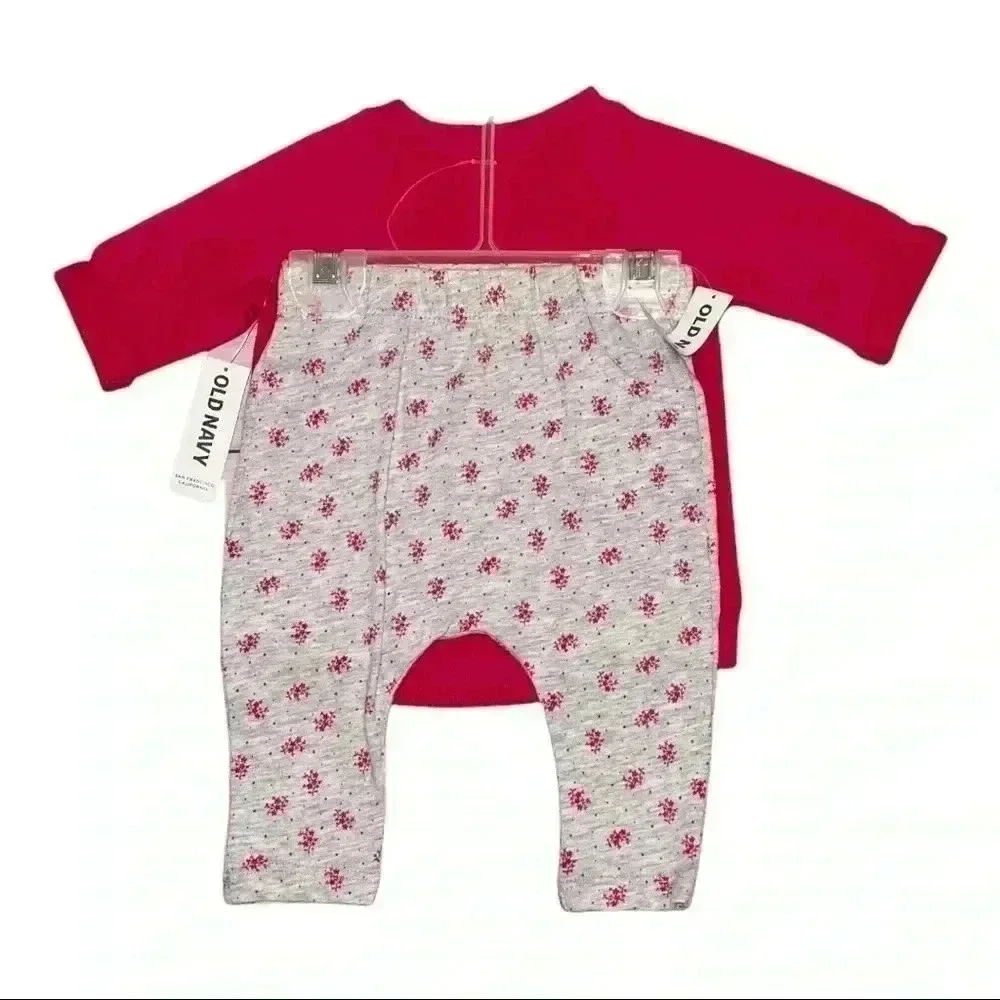 Old Navy Girls 2 piece outfit!!Pink Lace Heart top and Pink and Grey pants!